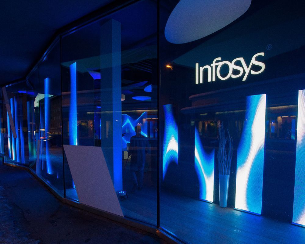 Infosys may beat peers on Q1 profit growth; risk to revenue guidance eyed